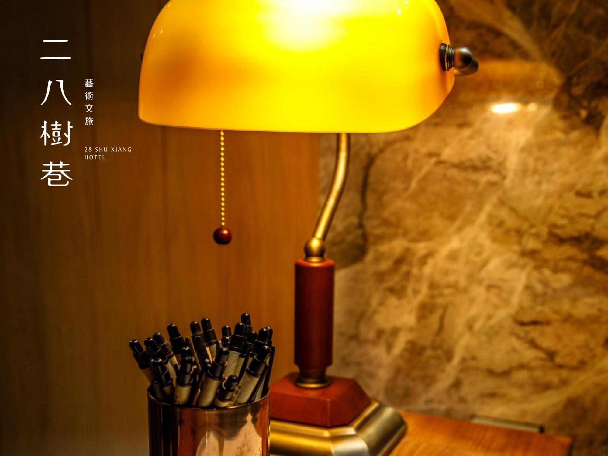 28 Shu Xiang Hotel Taichung Exterior photo